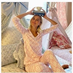 Roller Rabbit x LoveShackFancy Baby Bow Pajamas (size small)